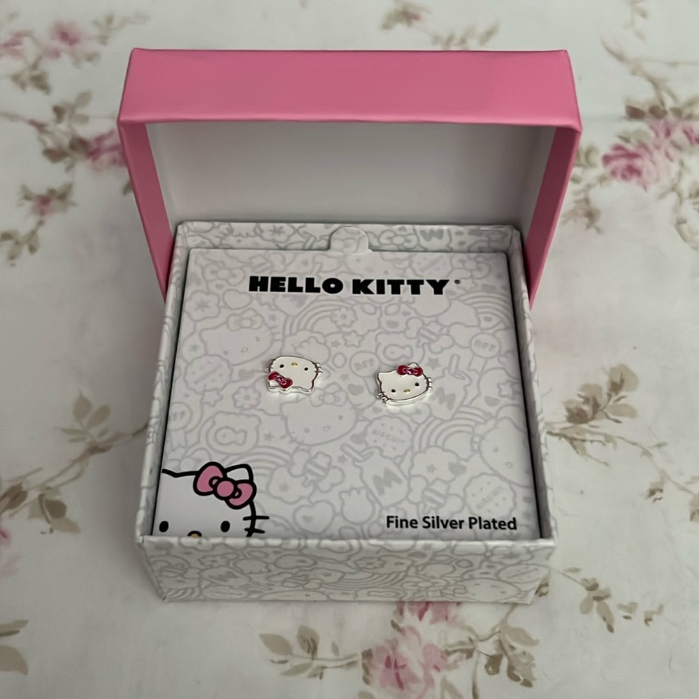 Hello Kitty Stud Earrings
